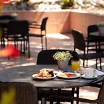 Campanile Hotel 3*